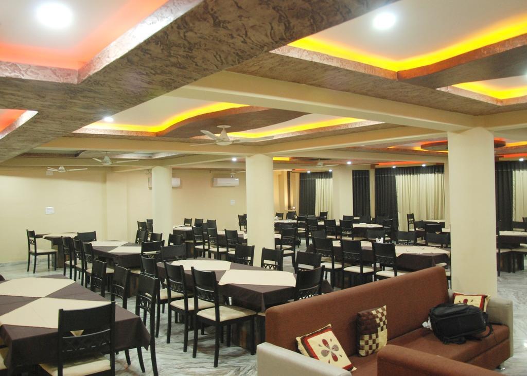 Hotel Kingdom Palace Udaipur Extérieur photo