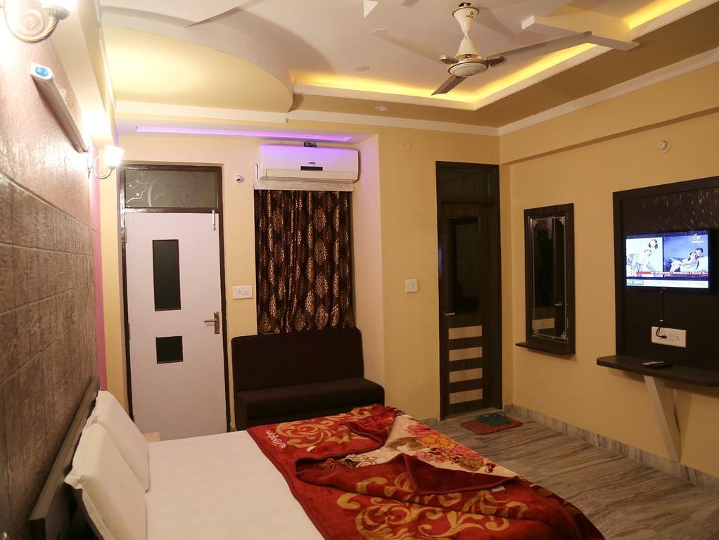 Hotel Kingdom Palace Udaipur Chambre photo