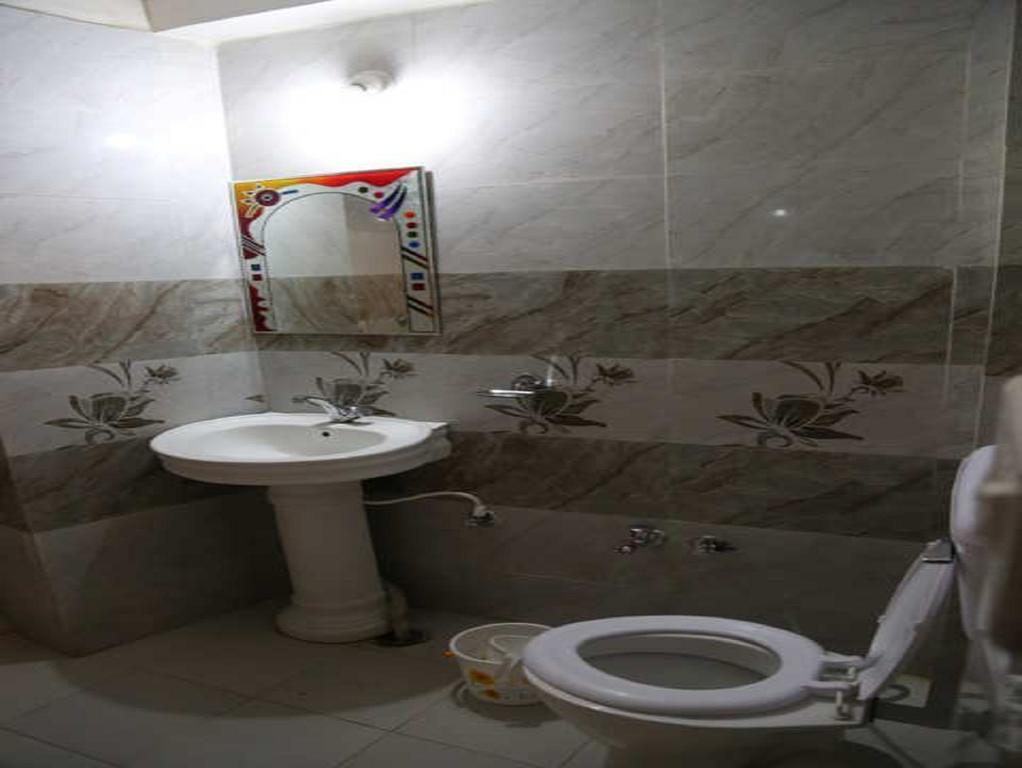 Hotel Kingdom Palace Udaipur Extérieur photo