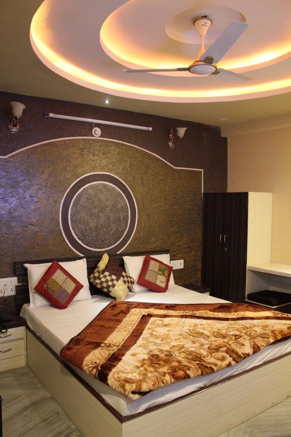 Hotel Kingdom Palace Udaipur Chambre photo